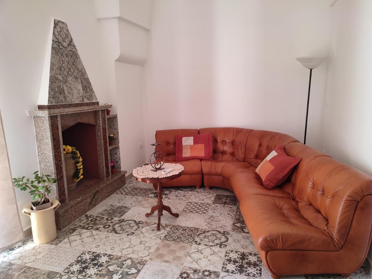Dimora Dei Nonni 199 Bed and Breakfast Monopoli Eksteriør billede